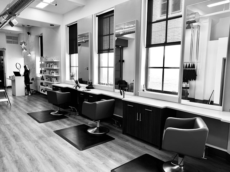 Friseure – Salons mit starker lokaler Sichtbarkeit in Conversational Search.